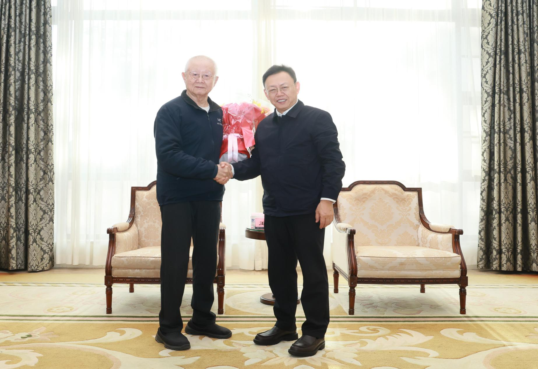 张玉卓、、、国资、、、央企、、、国资委、、、书记、、、主任、、、国企、、、企业刷新