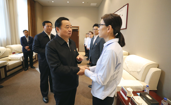 郝鹏、、、国资、、、央企、、、国资委、、、书记、、、主任、、、国企、、、企业刷新